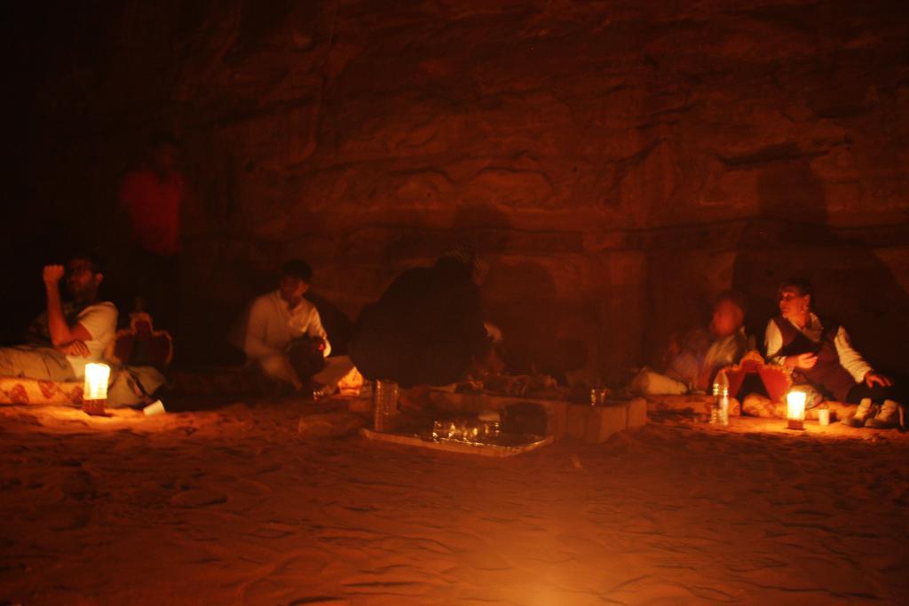 Wadi Rum Sleep Under The Stars Ngoại thất bức ảnh