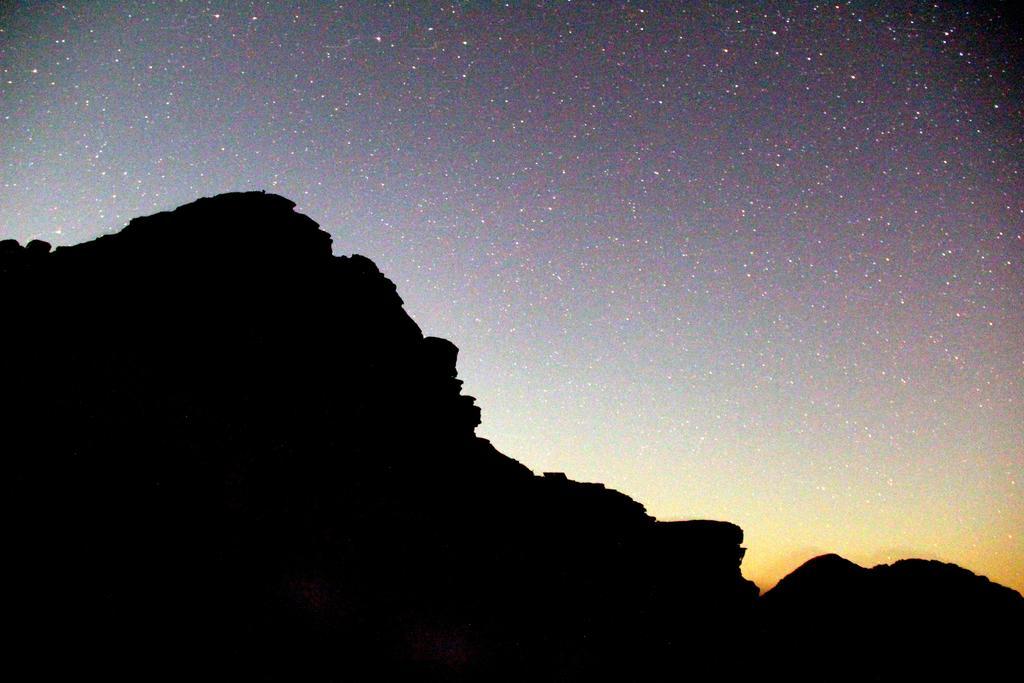 Wadi Rum Sleep Under The Stars Ngoại thất bức ảnh