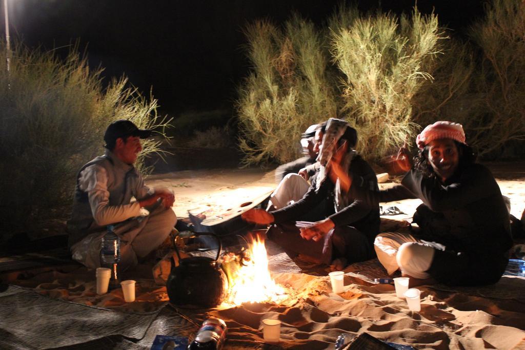 Wadi Rum Sleep Under The Stars Ngoại thất bức ảnh