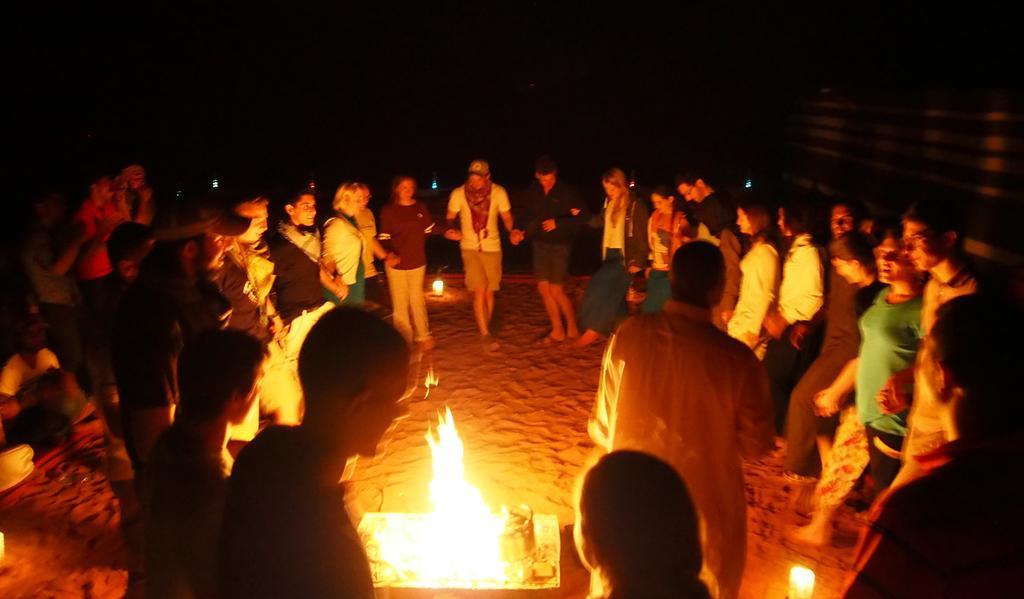 Wadi Rum Sleep Under The Stars Ngoại thất bức ảnh